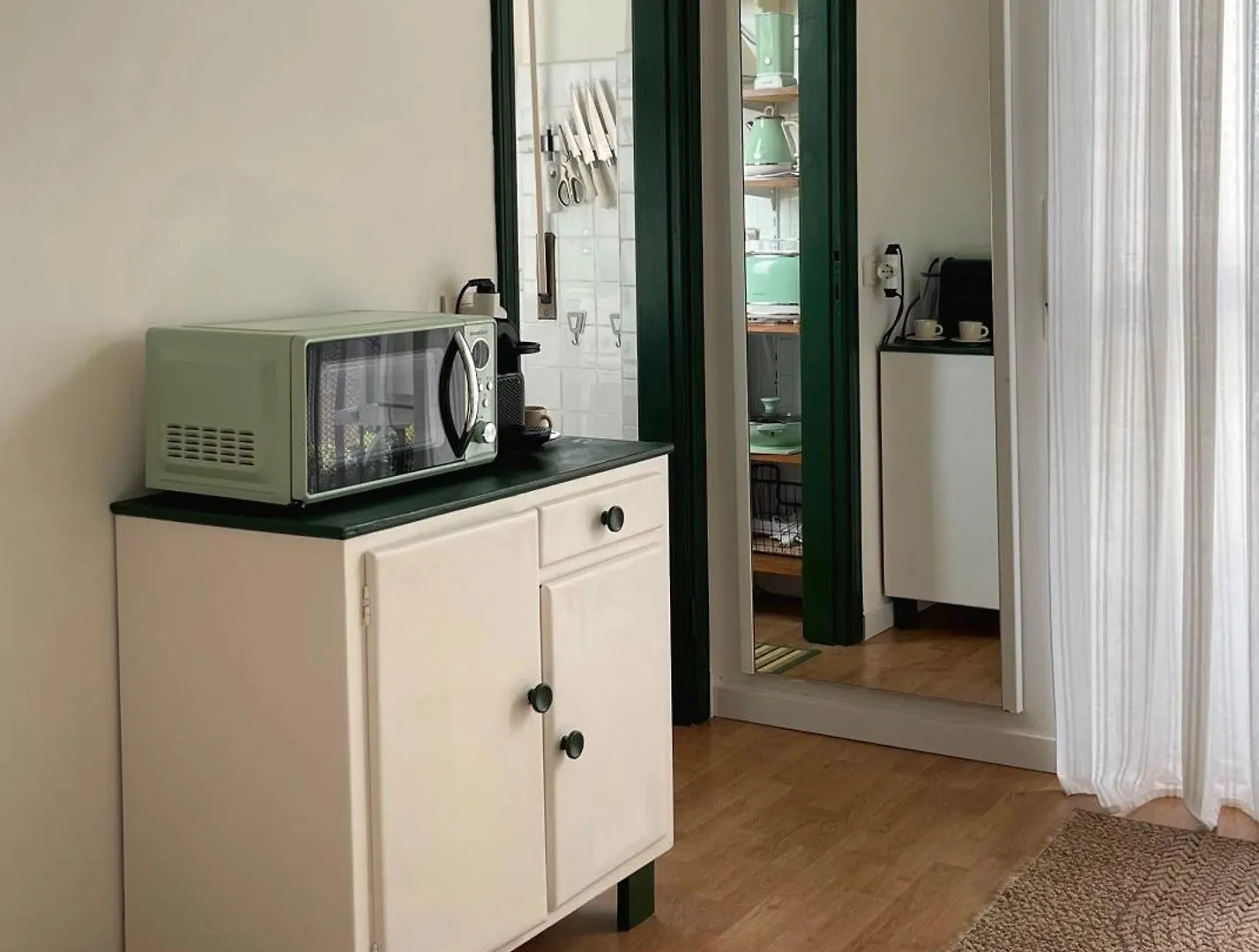 Apartment Cozy Green Studio Milan